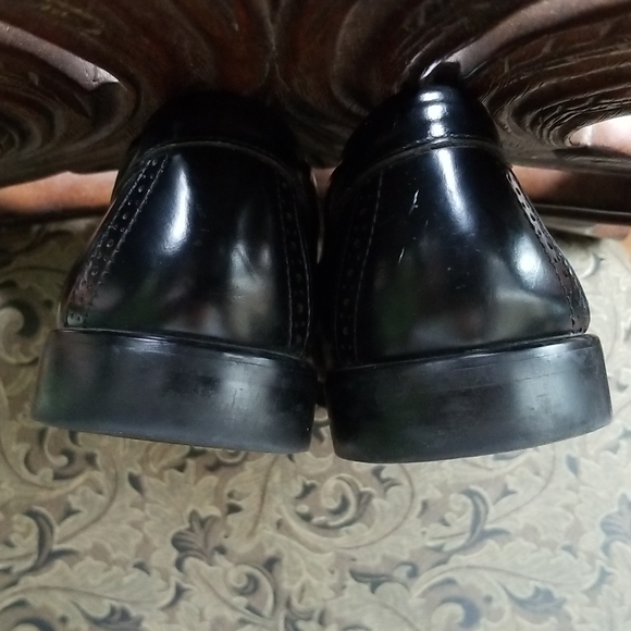 Men BassWeeguns Black 9.5D. - Picture 5 of 8